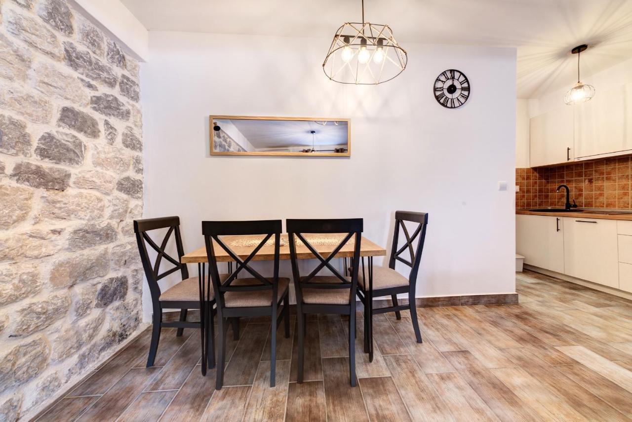 Happy Home Apartments Kotor Extérieur photo